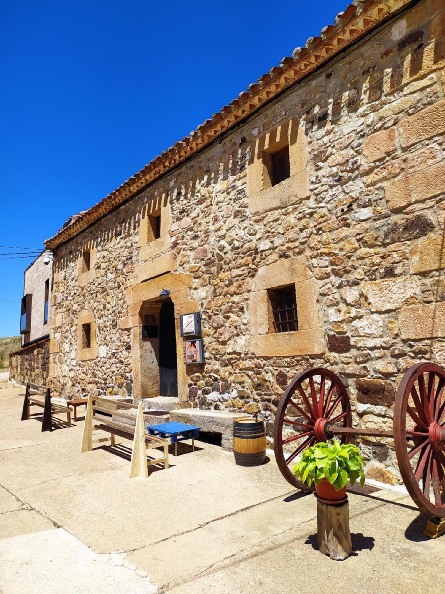 Posada Real La Vieja Chimenea-Spa Herreros Exterior photo